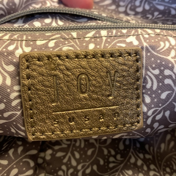 Joy Susan Bronze Gold Crossbody Purse - Picture 4 of 10